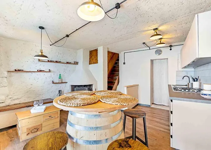 Holiday home Casa Luciana, Terremarine, Trekking And Nature