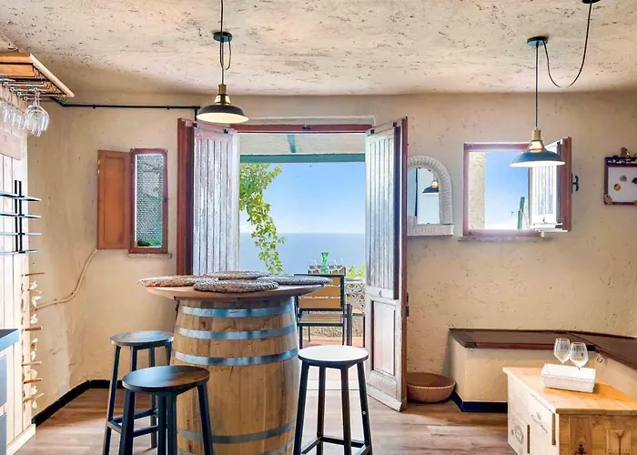 Casa Luciana, Terremarine, Trekking And Nature * La Spezia