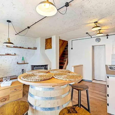 Holiday home Casa Luciana, Terremarine, Trekking And Nature