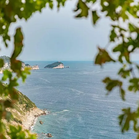 Casa Luciana, Terremarine, Trekking And Nature Holiday home La Spezia